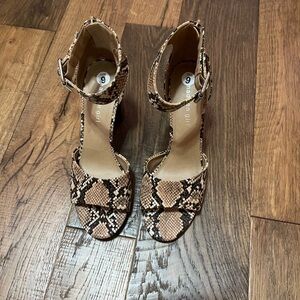 Madden Girl Brown Black Stiletto Heels